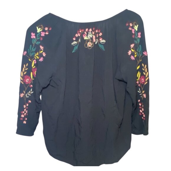 J.Jill Petite Black Floral Embroidered Boho Hippie Artisan Cottagecore Blouse - Picture 2 of 8